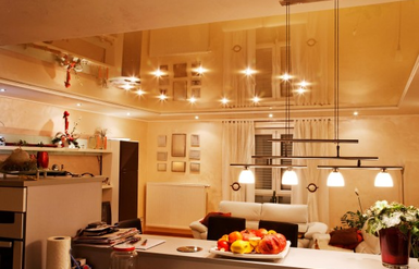 Натяжные потолки на кухнеНатяжные потолки на кухне